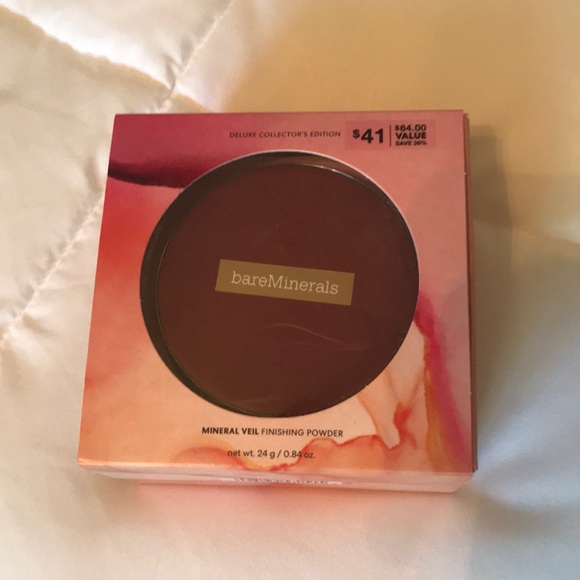 BareMinerals Deluxe Mineral Veil